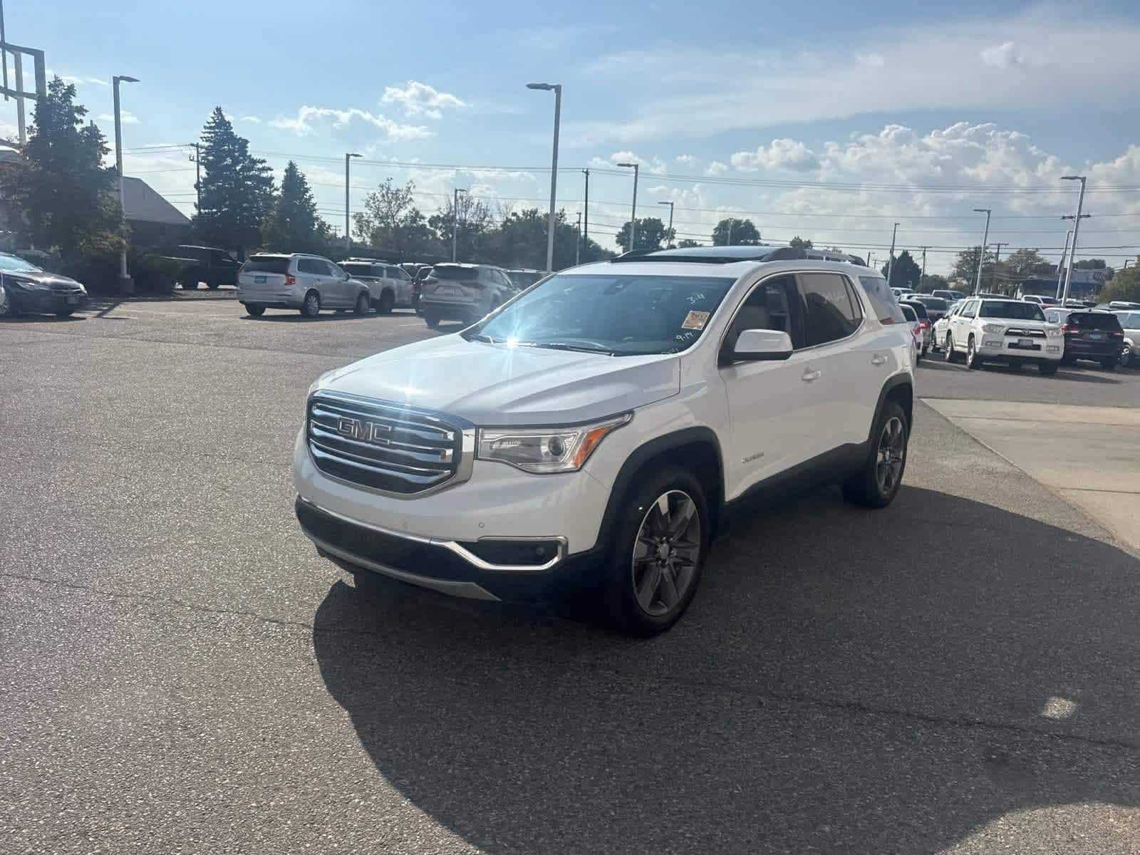 Thumbnail: 2017 GMC Acadia - 26