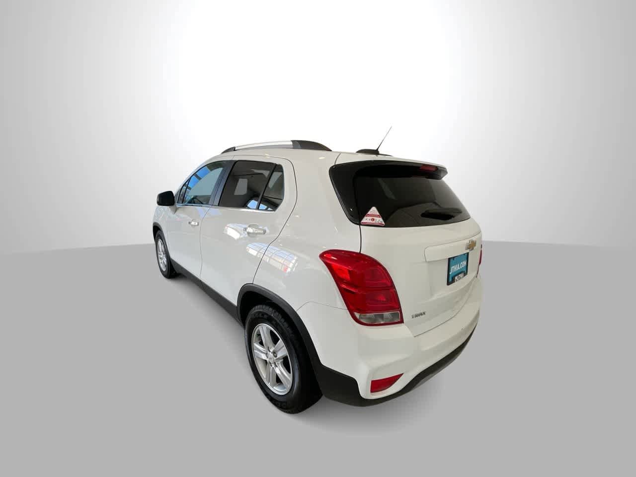 Thumbnail: 2018 Chevrolet Trax - 6