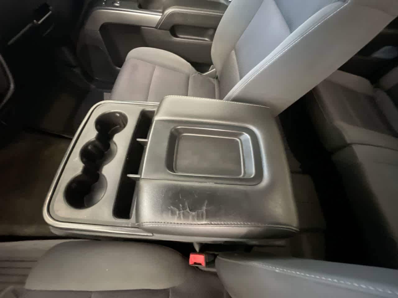 Thumbnail: 2018 Chevrolet Silverado 1500 - 21