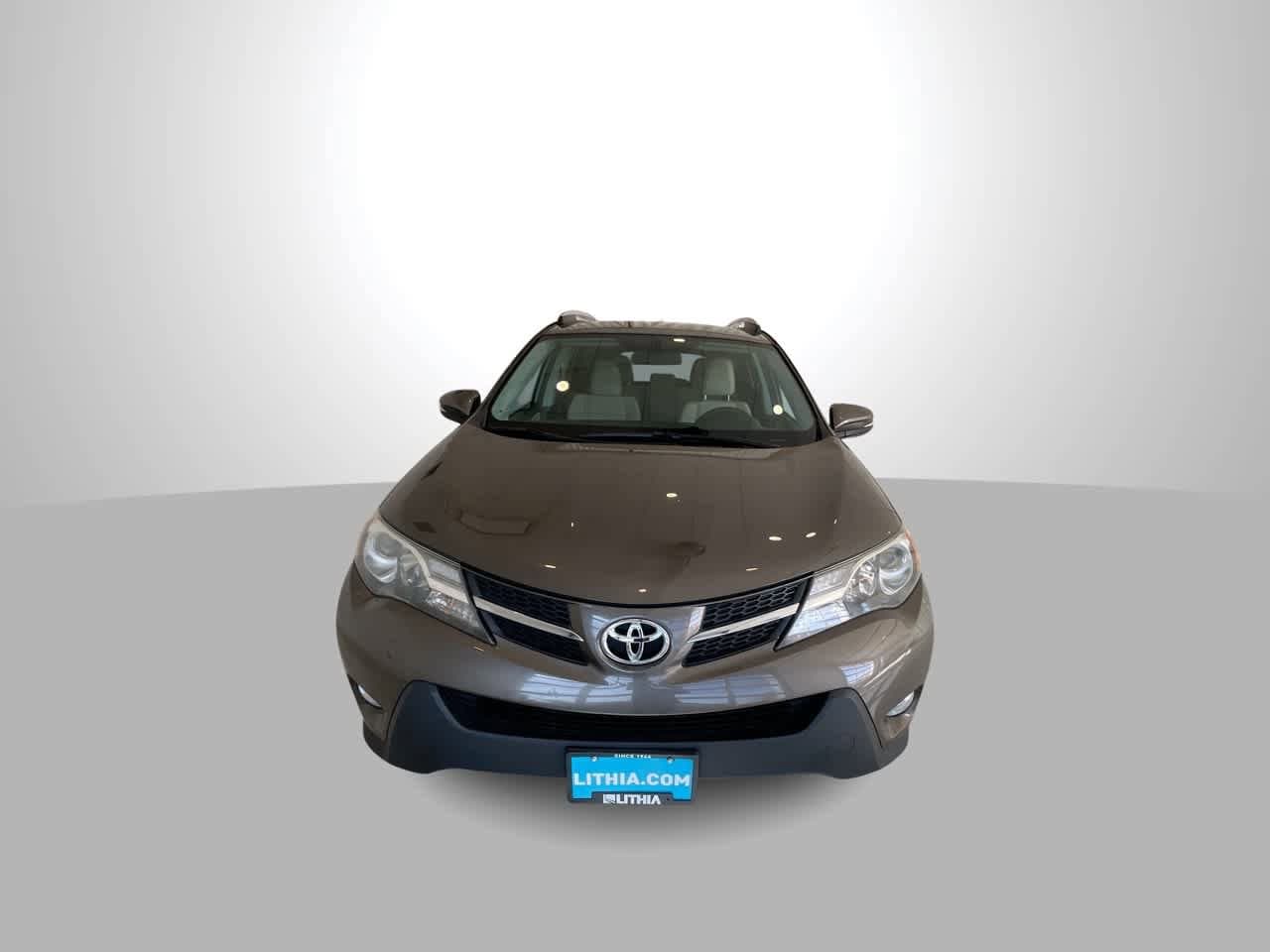 Thumbnail: 2015 Toyota RAV4 - 3