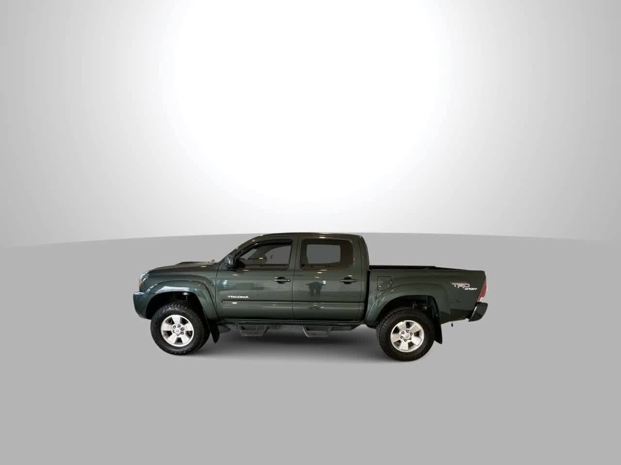 Thumbnail: 2011 Toyota Tacoma - 5