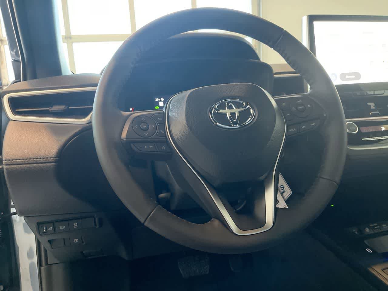 Thumbnail: 2026 Toyota Corolla Cross - 14