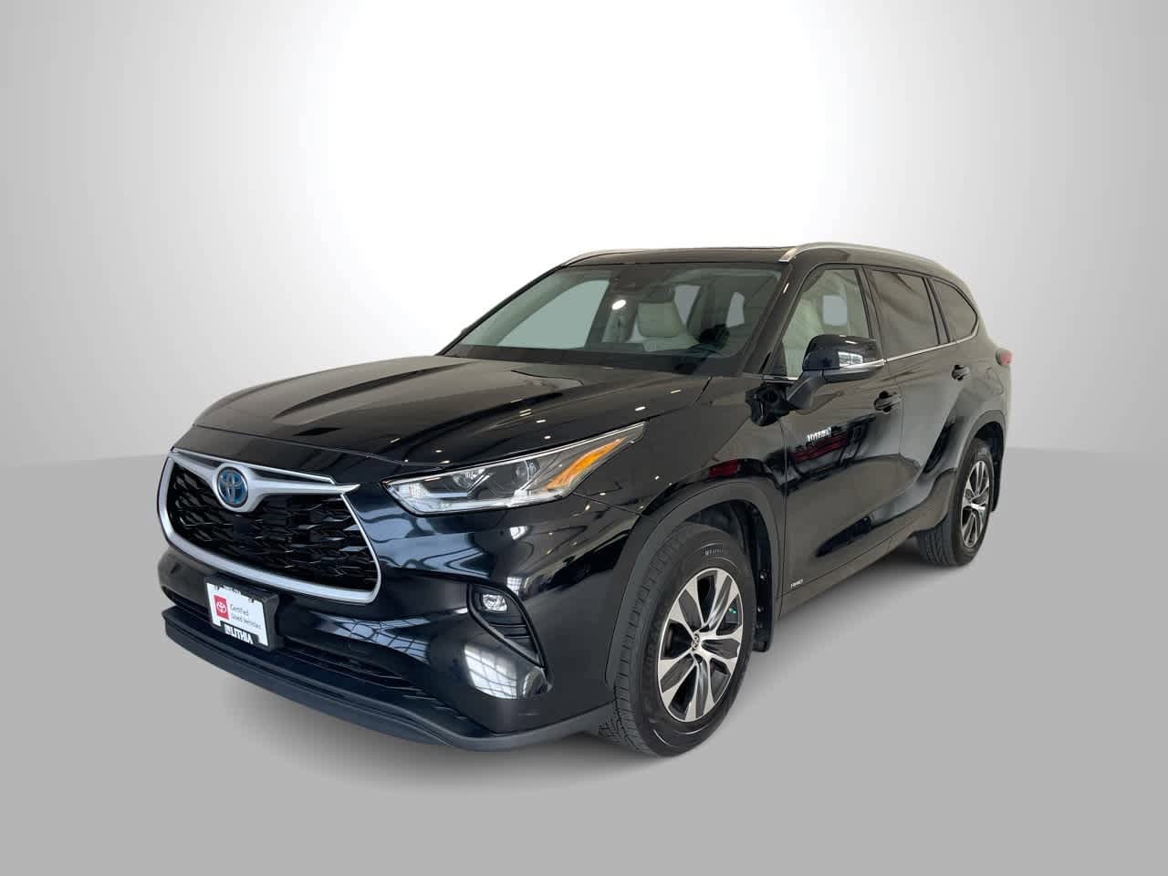 Thumbnail: 2021 Toyota Highlander - 1