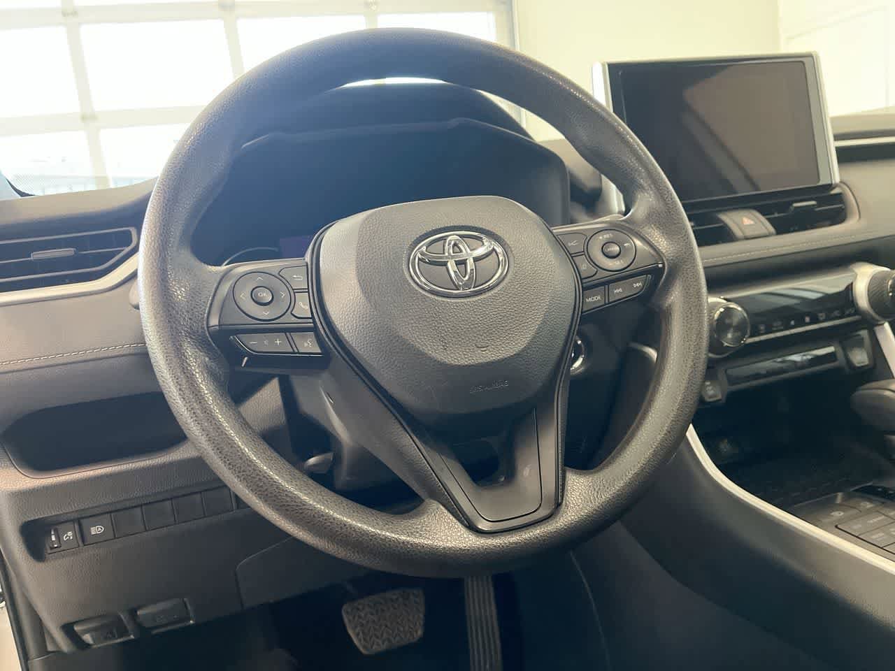 Thumbnail: 2024 Toyota RAV4 - 14