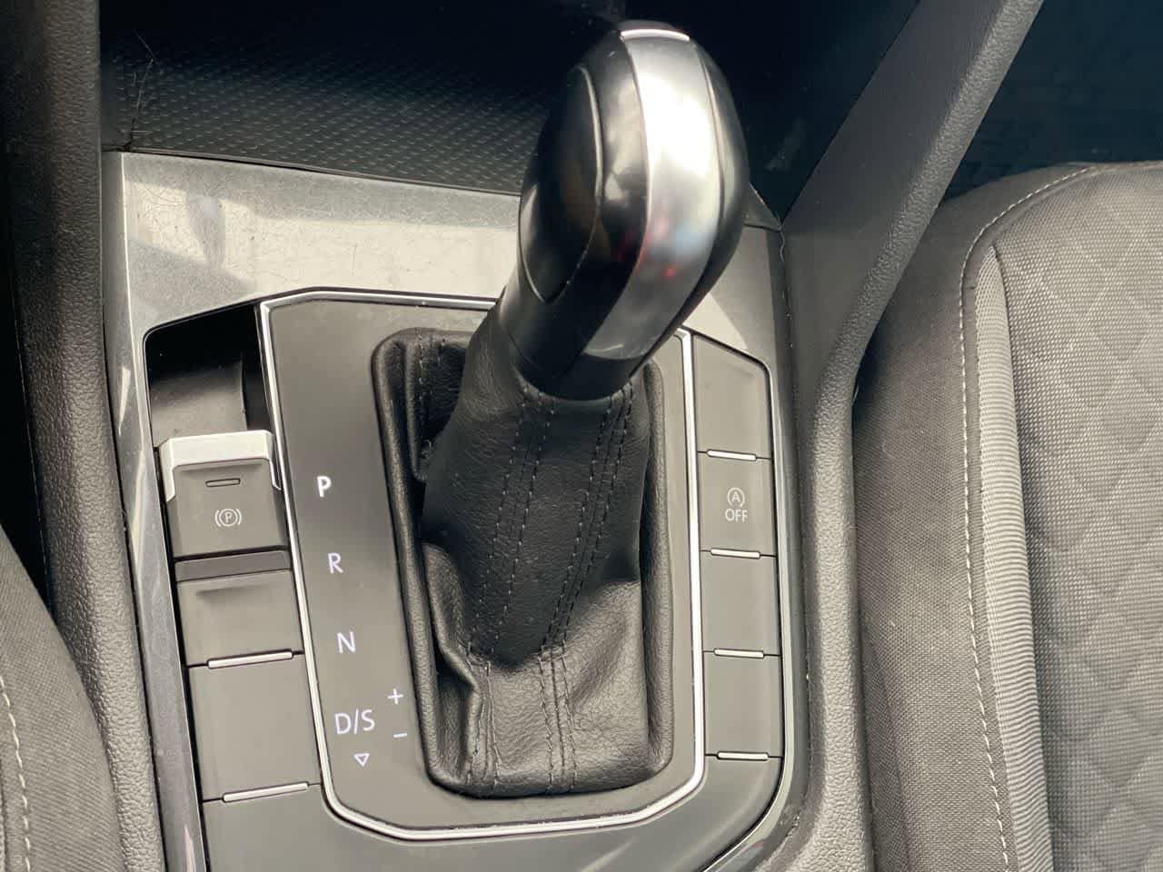 Thumbnail: 2019 Volkswagen Tiguan - 19