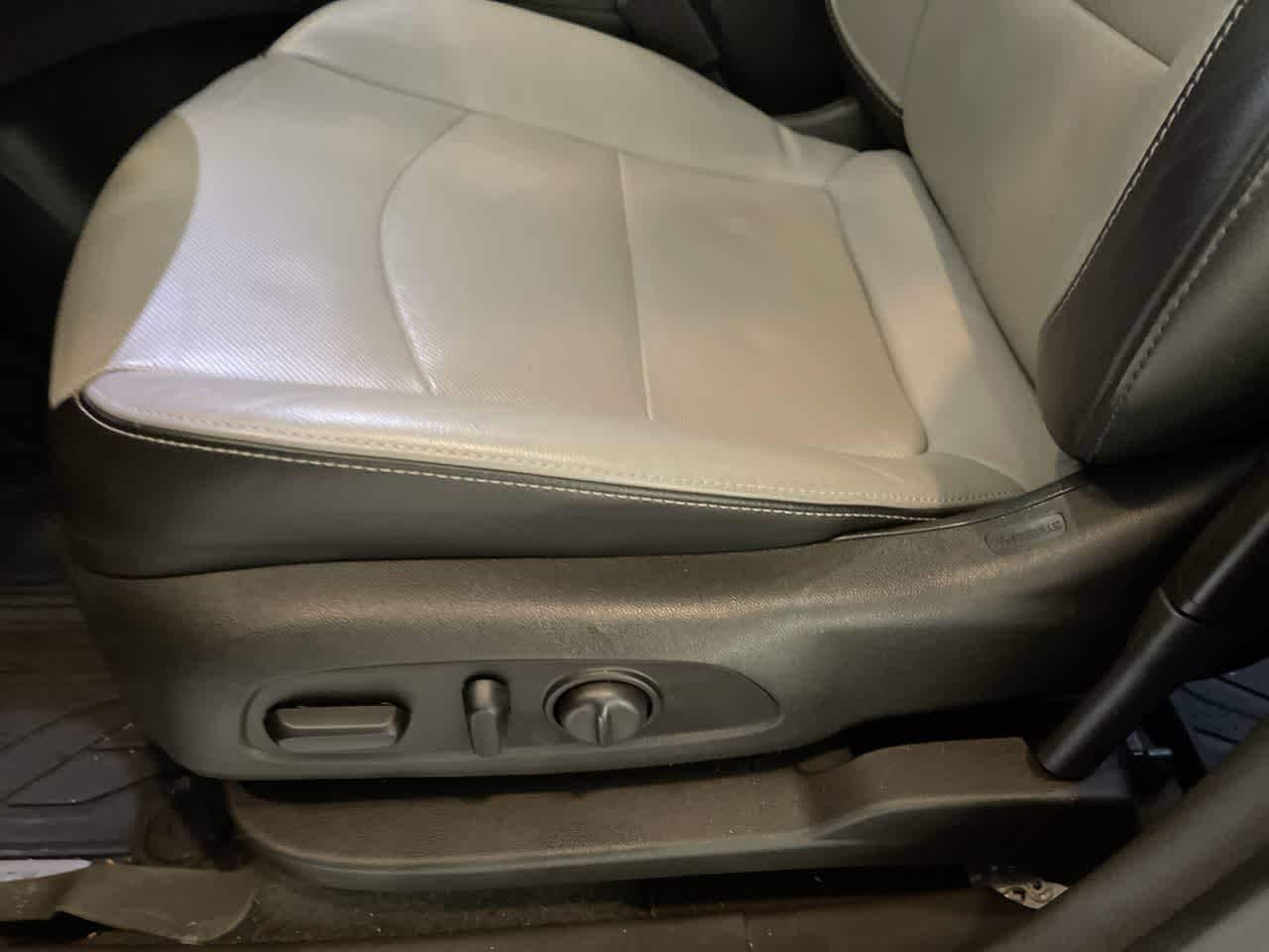 Thumbnail: 2018 Chevrolet Equinox - 12