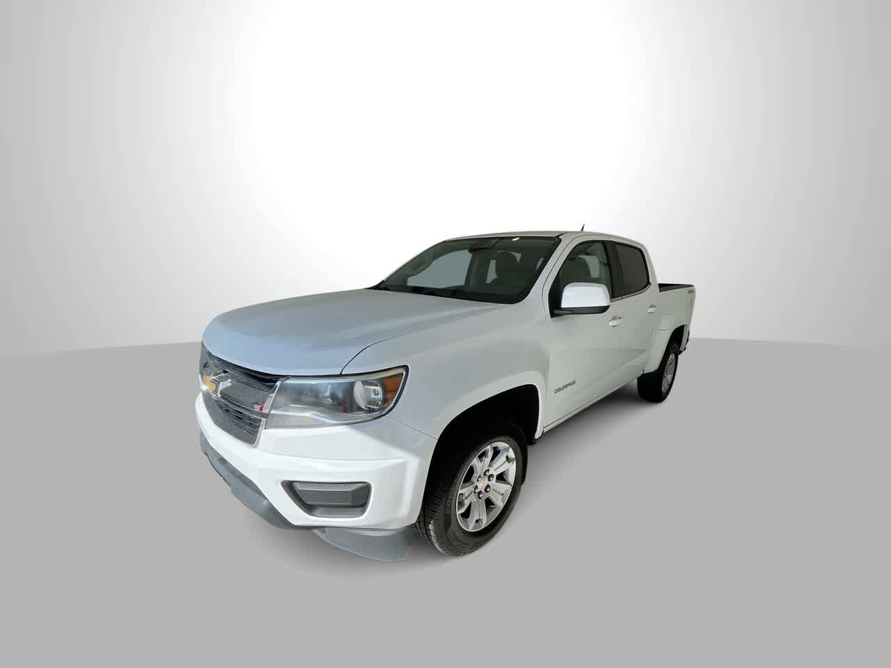 2020 Chevrolet Colorado LT photo 3