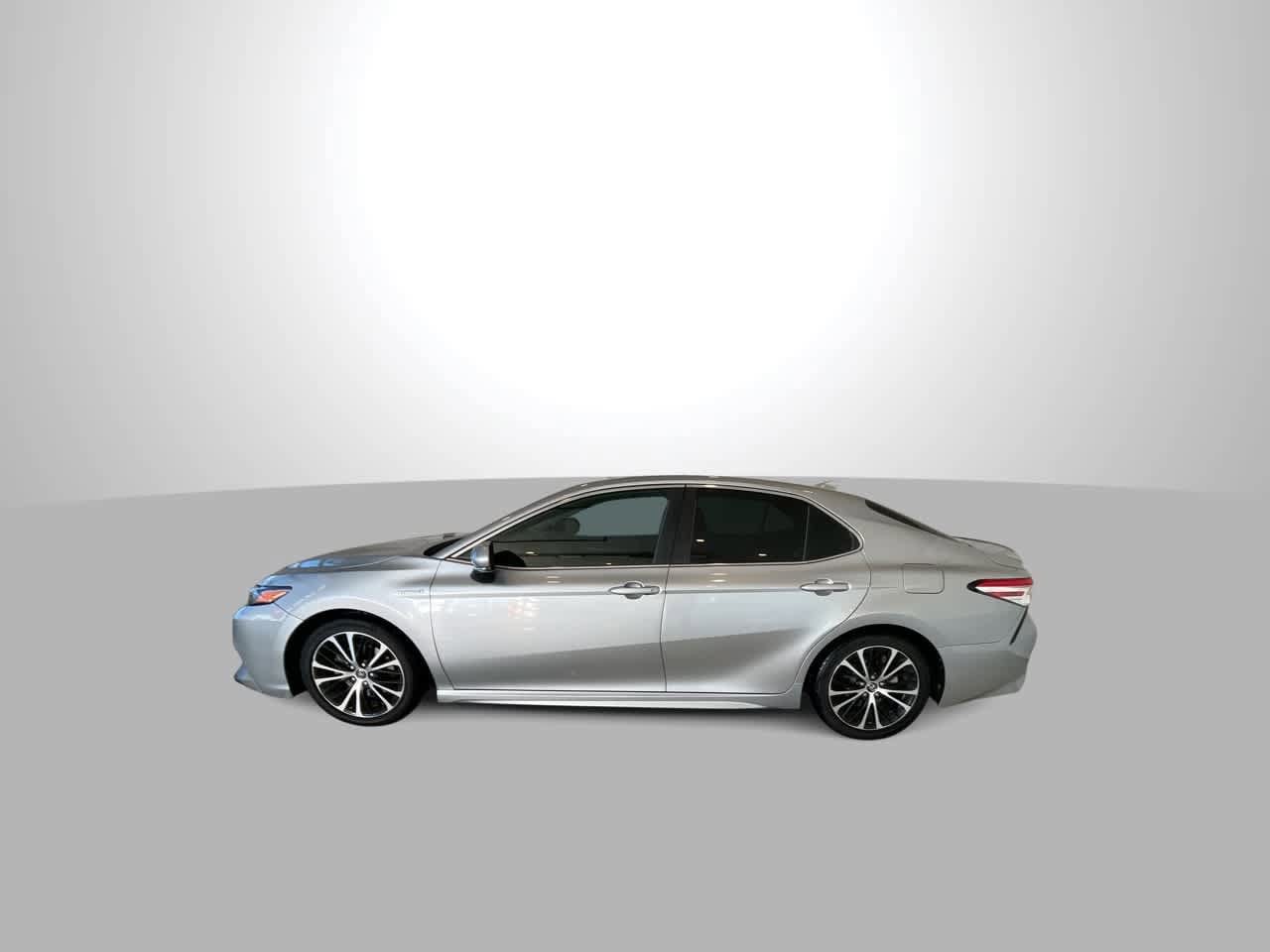 Thumbnail: 2020 Toyota Camry - 5