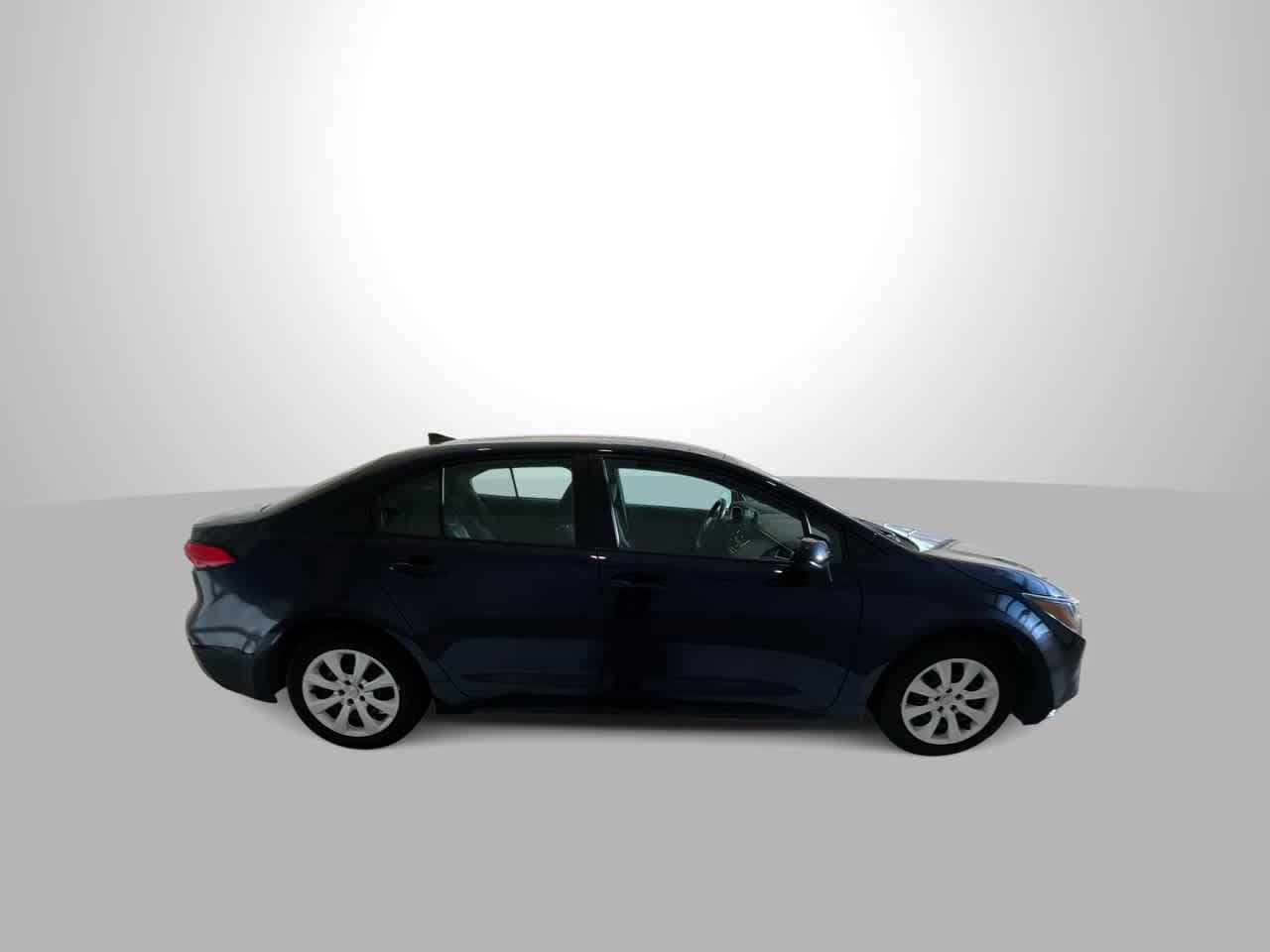 Thumbnail: 2022 Toyota Corolla - 9