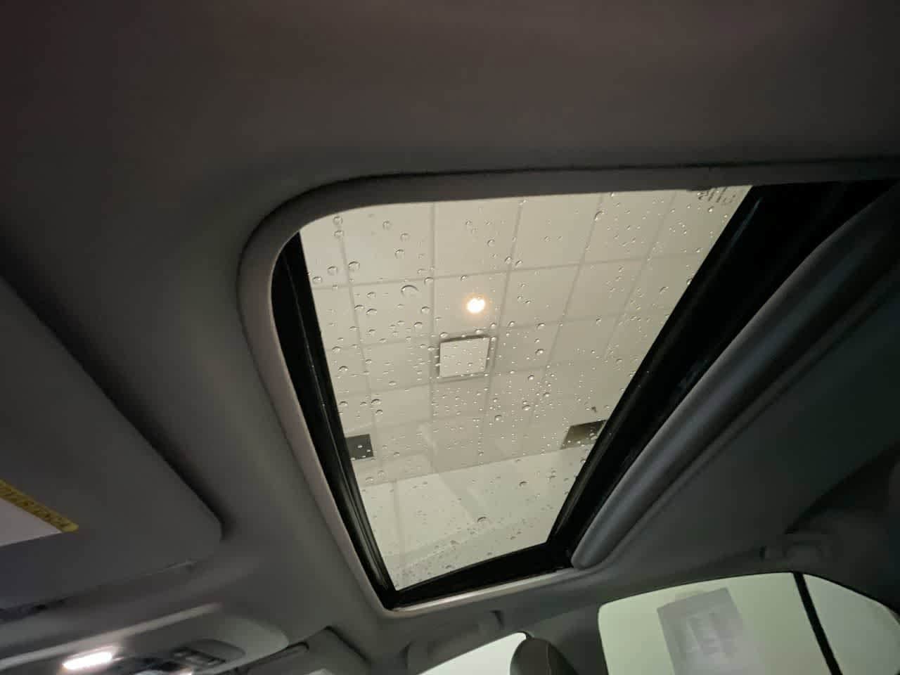 Thumbnail: 2023 Toyota Camry - 22