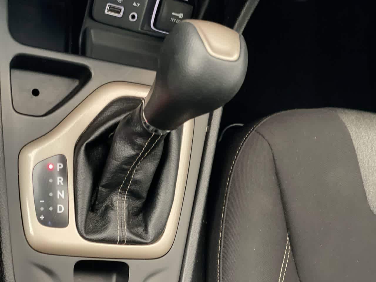 Thumbnail: 2018 Jeep Cherokee - 20