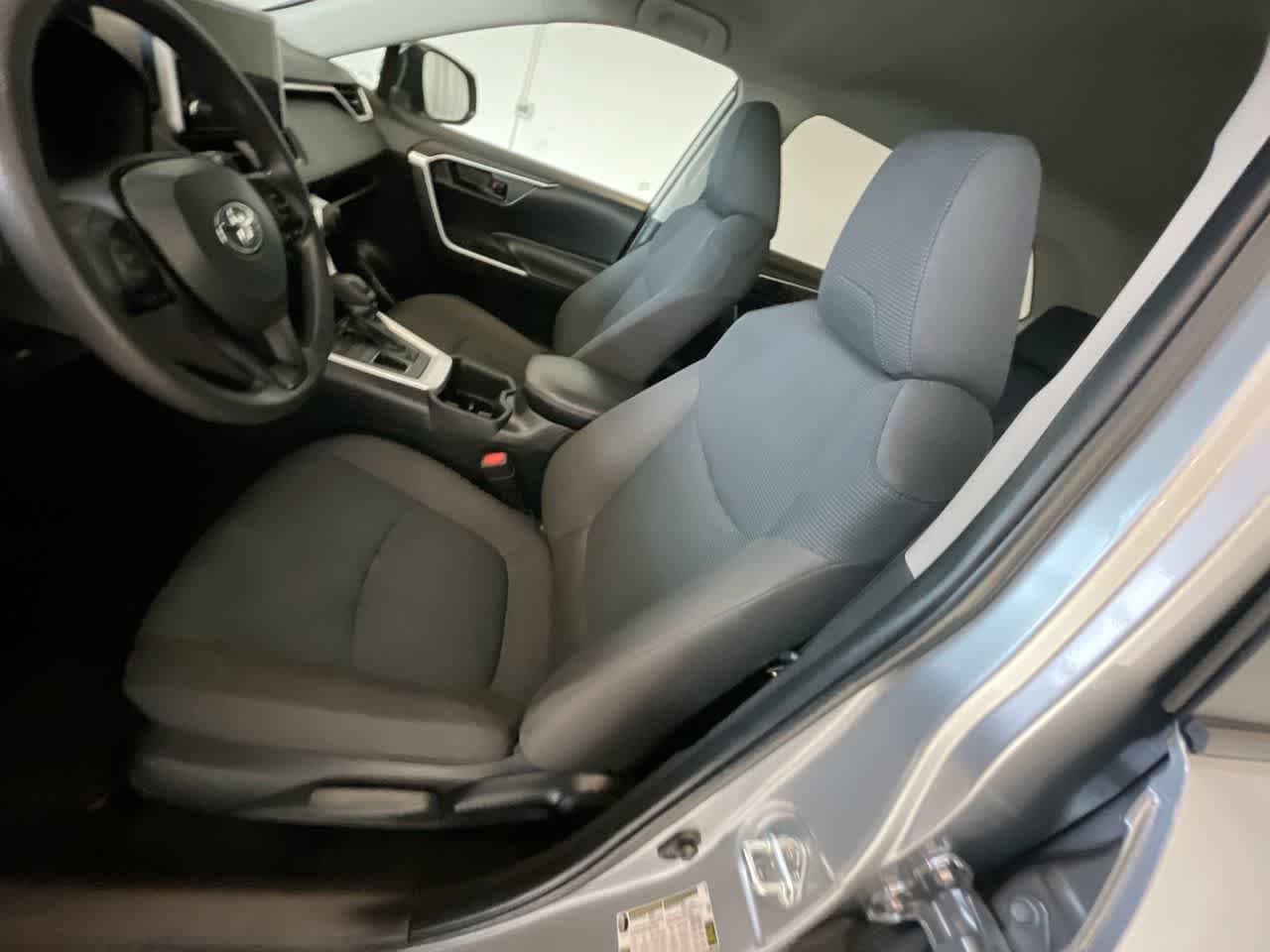 Thumbnail: 2024 Toyota RAV4 - 11