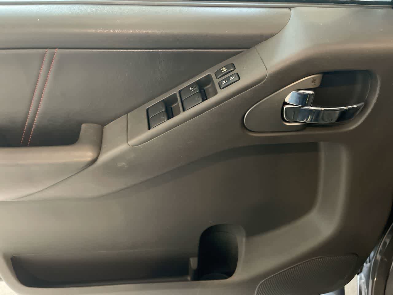 Thumbnail: 2012 Nissan Frontier - 13