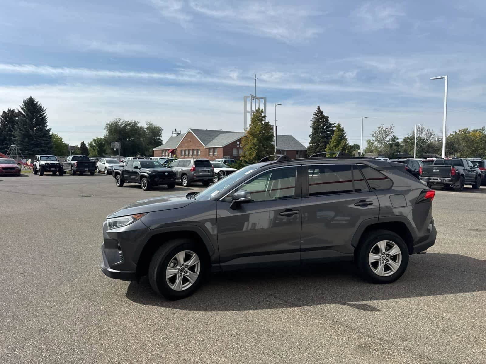 Thumbnail: 2021 Toyota RAV4 - 35