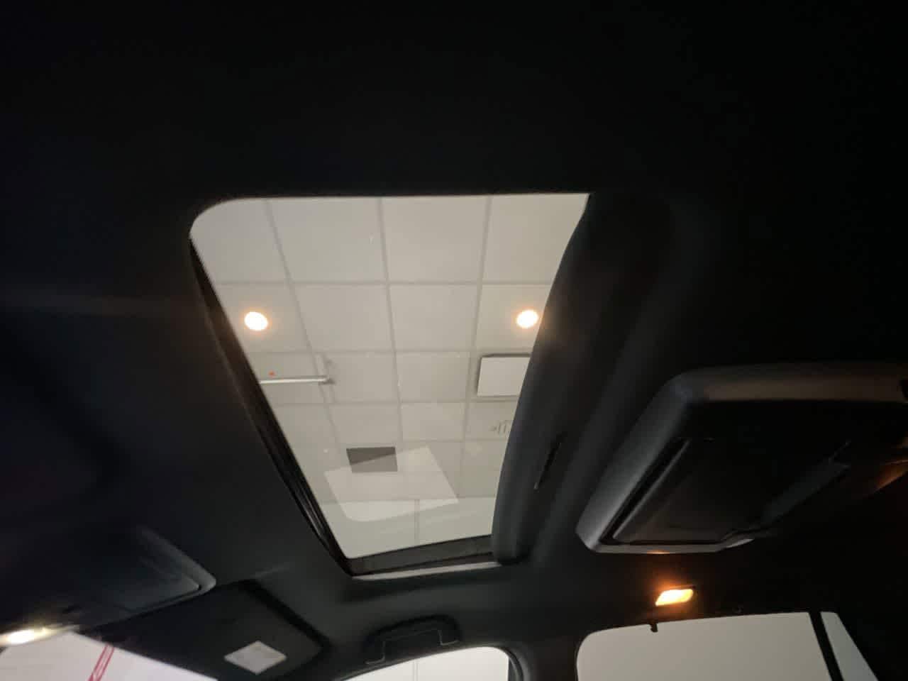 Thumbnail: 2022 Honda Pilot - 22