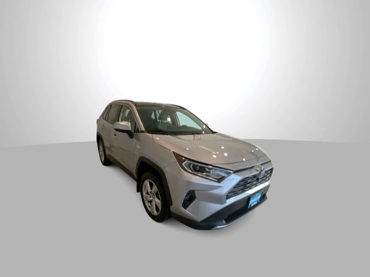 Thumbnail: 2020 Toyota RAV4 - 2