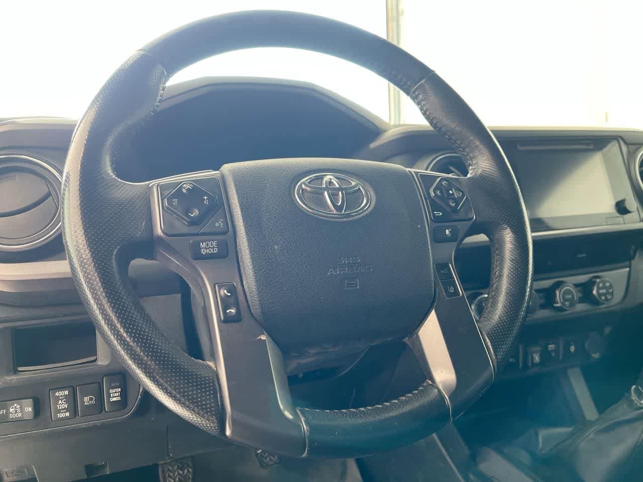 Thumbnail: 2019 Toyota Tacoma - 14