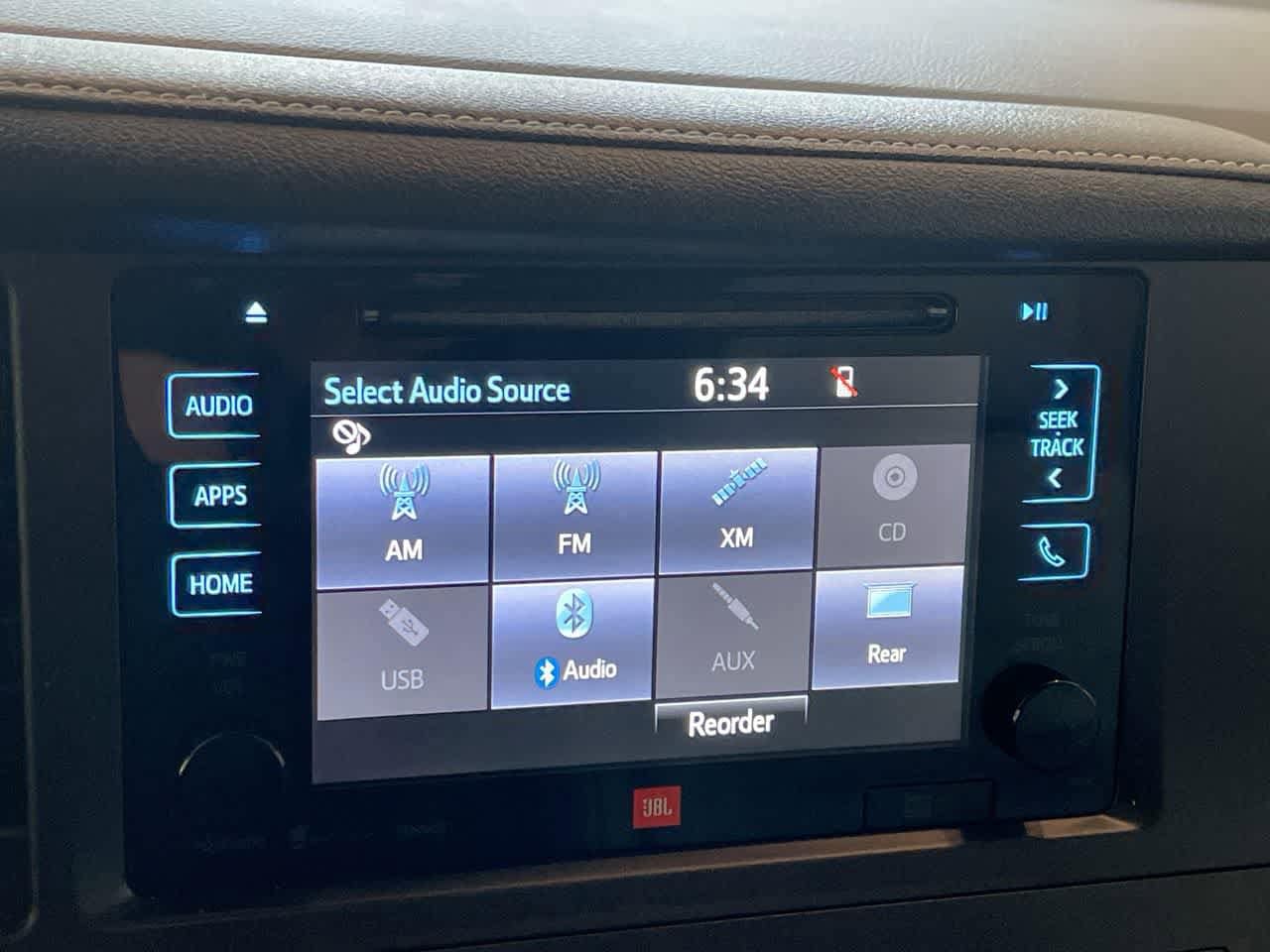 Thumbnail: 2017 Toyota Sienna - 16