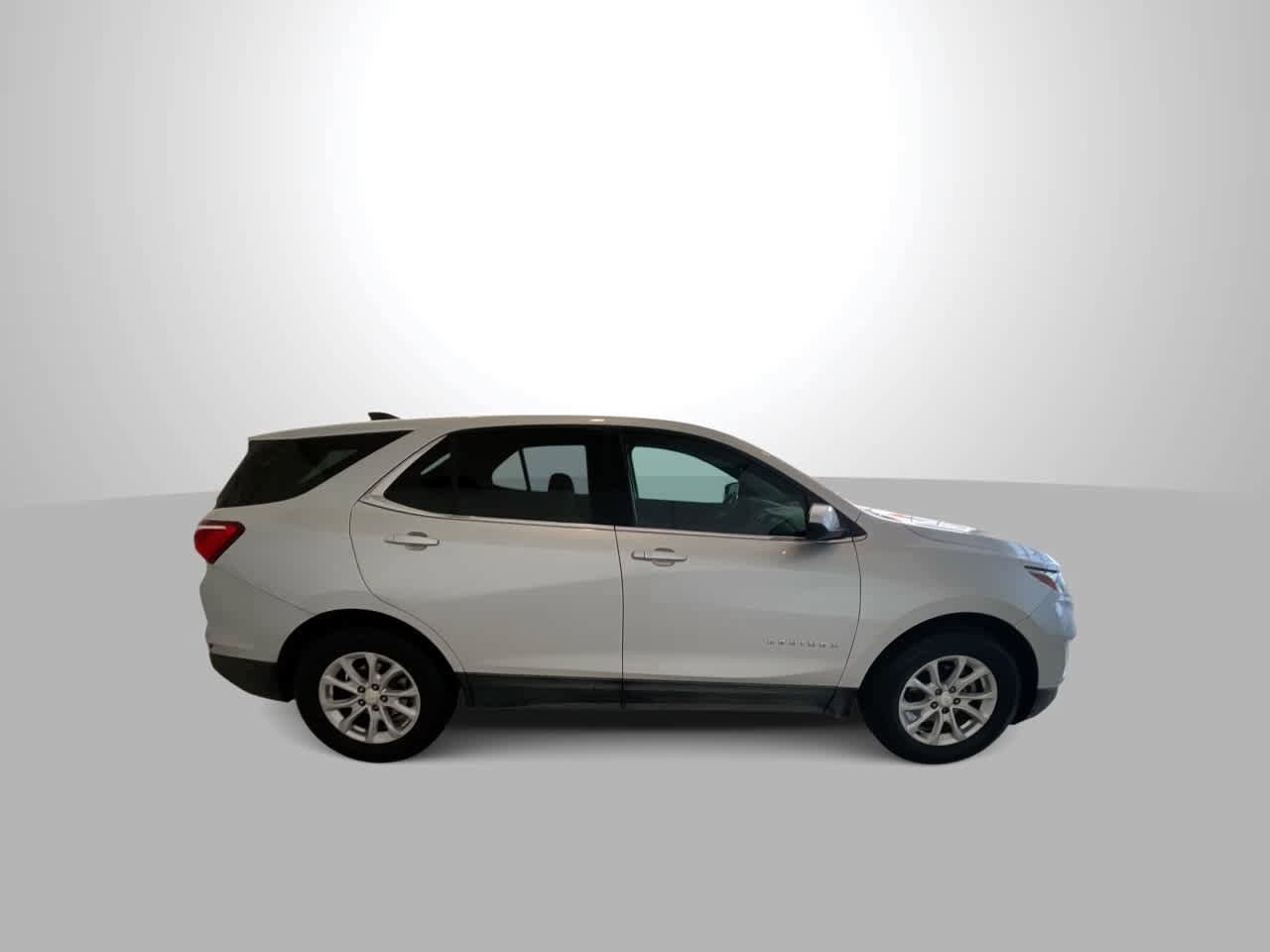 Thumbnail: 2020 Chevrolet Equinox - 9