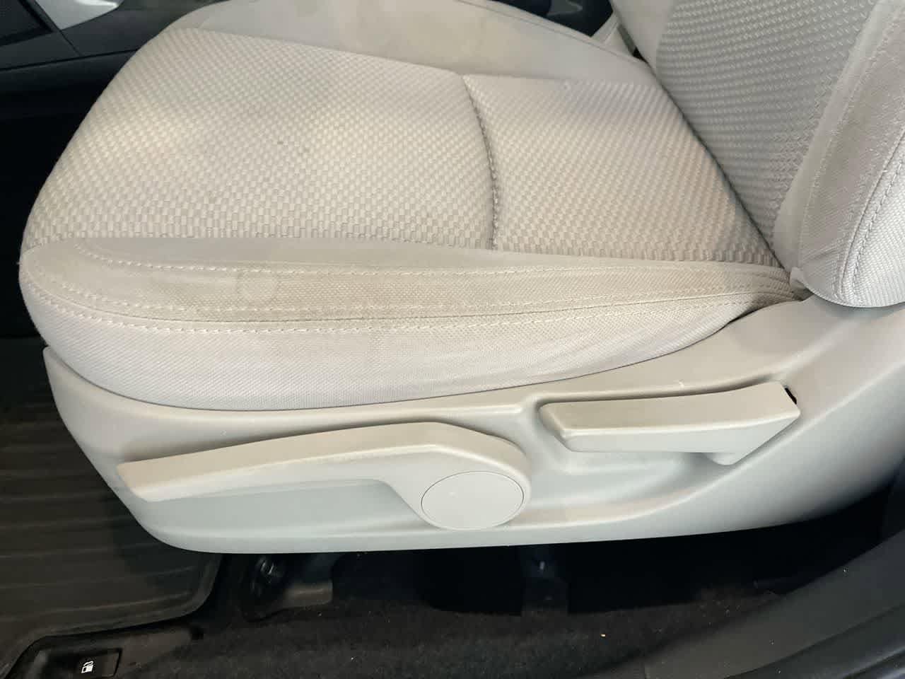 Thumbnail: 2015 Subaru Forester - 12