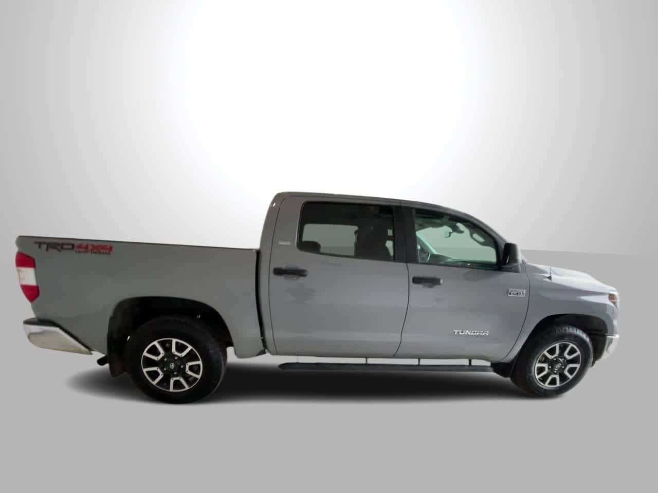 2019 Toyota Tundra SR5 9