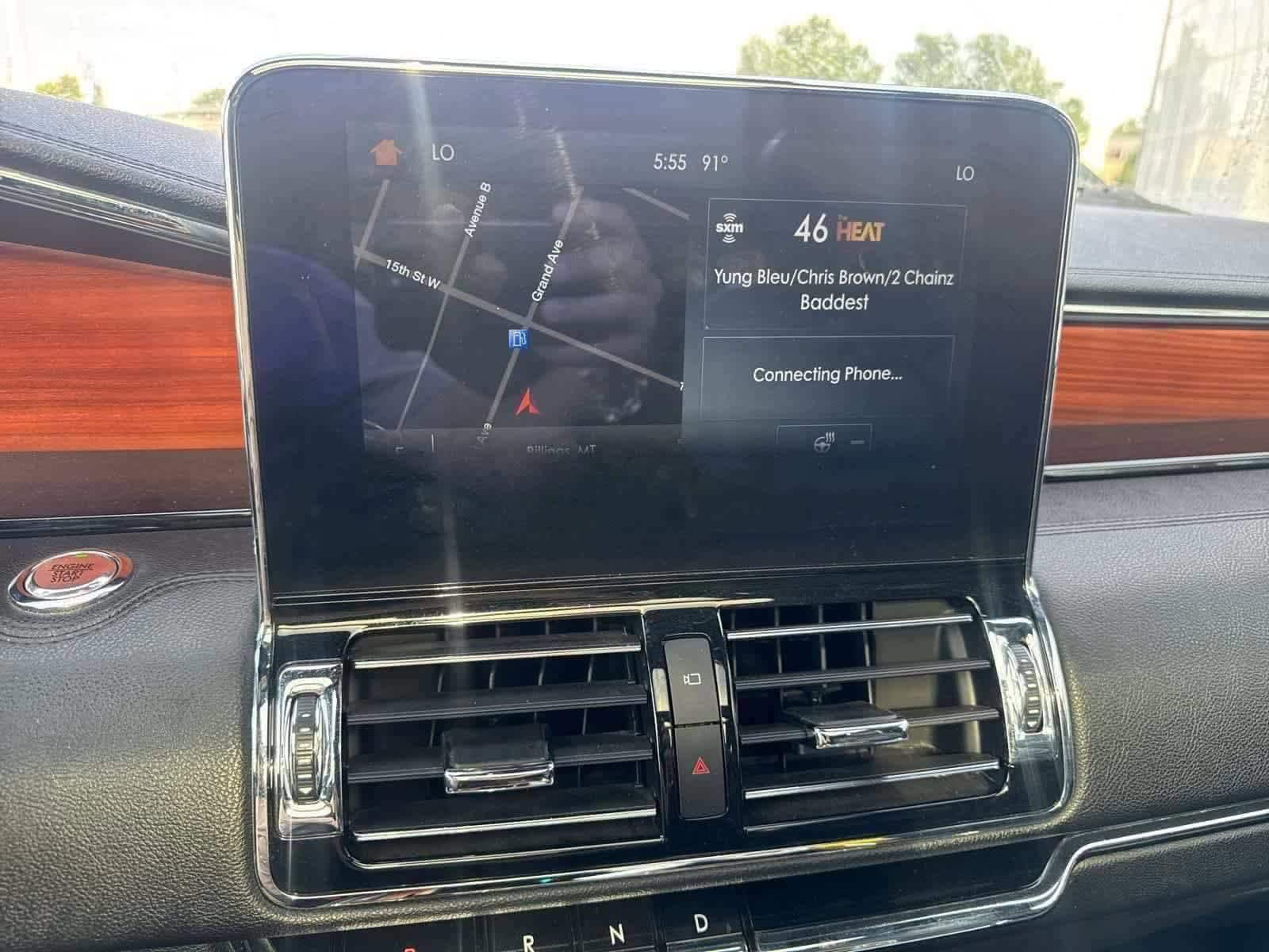 Thumbnail: 2019 Lincoln Navigator L - 36