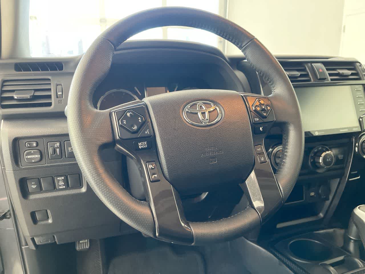 Thumbnail: 2020 Toyota 4Runner - 14
