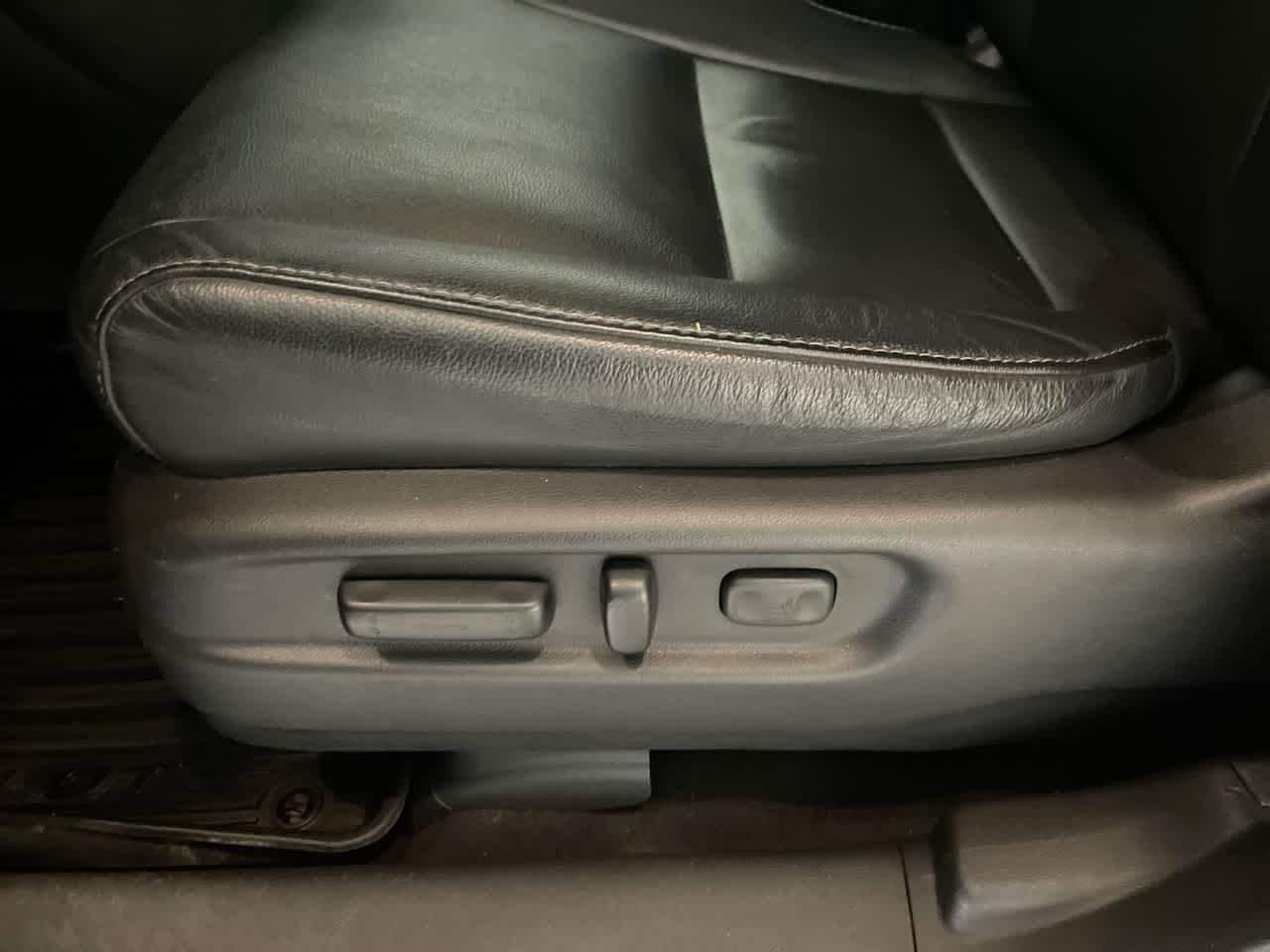 Thumbnail: 2020 Honda Pilot - 12