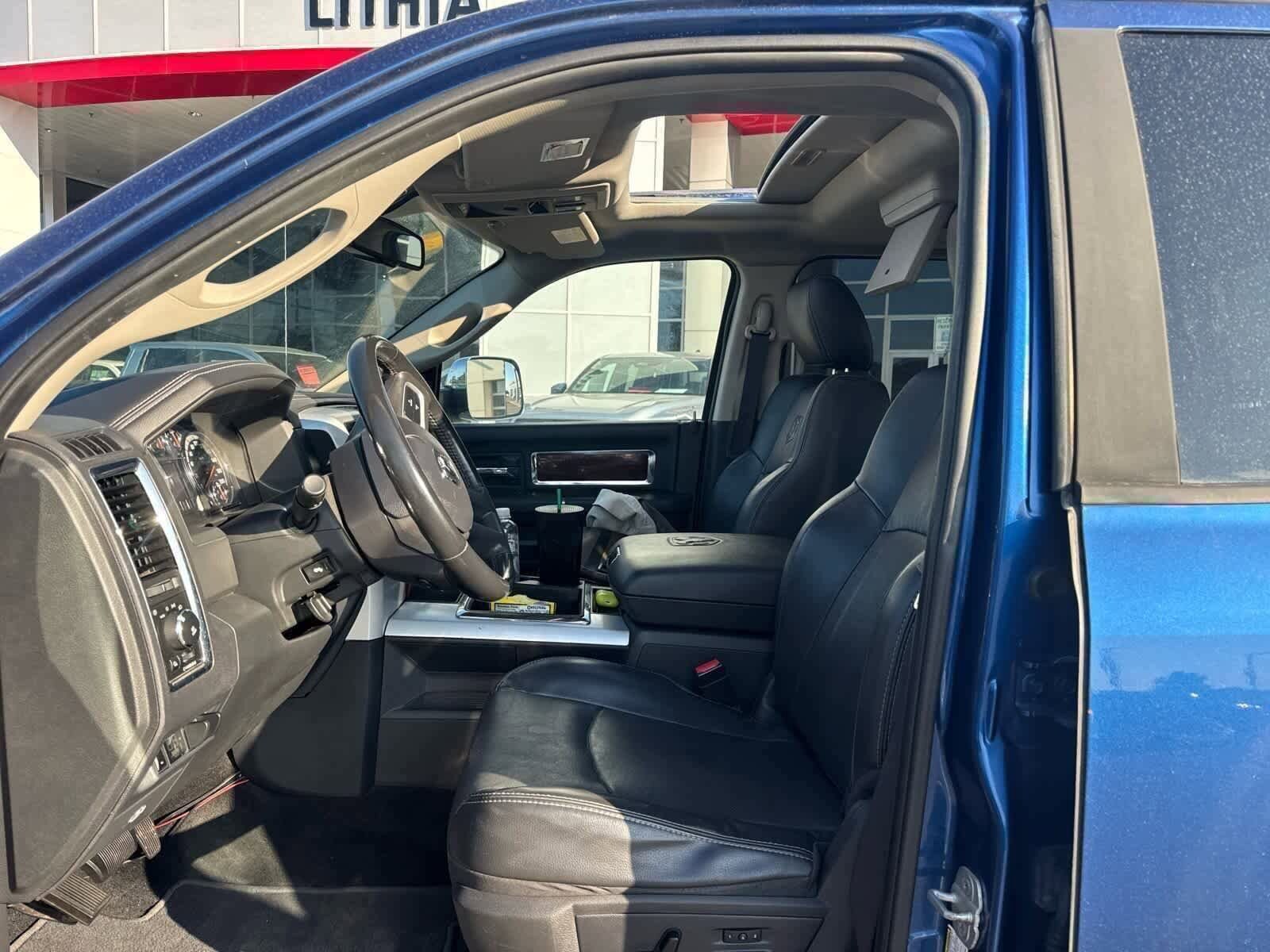 Thumbnail: 2011 RAM 3500 - 40