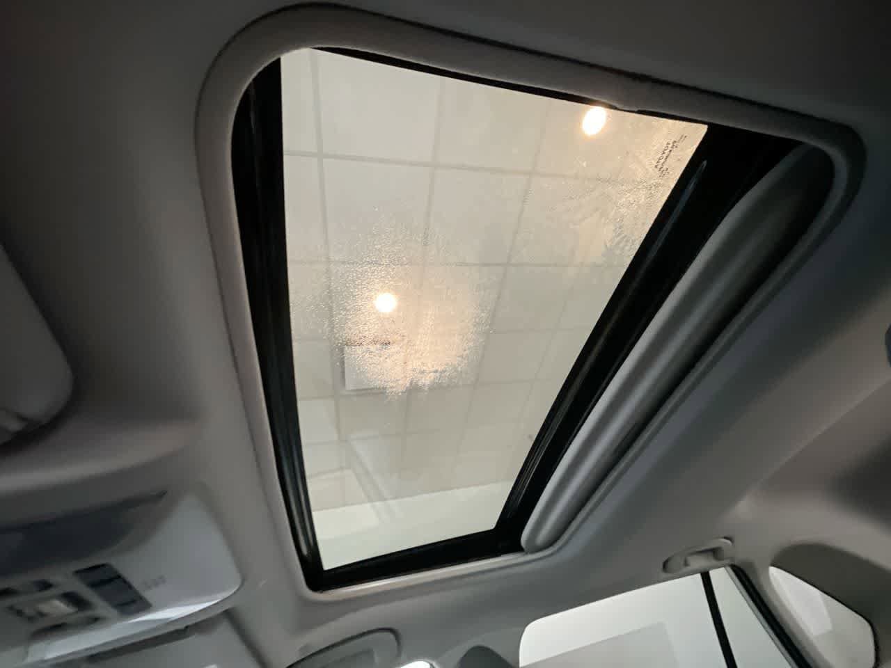 Thumbnail: 2025 Toyota RAV4 - 22