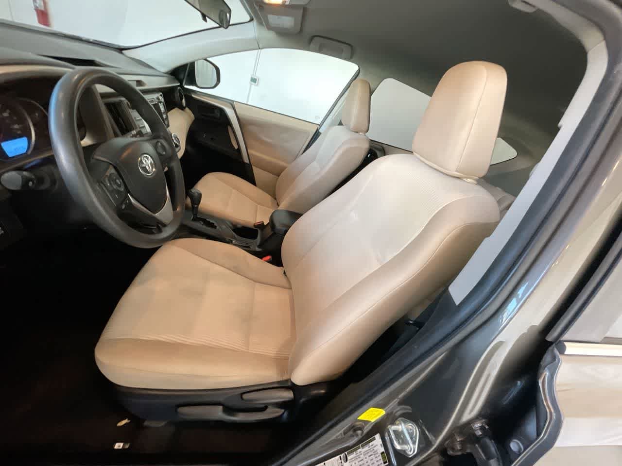 Thumbnail: 2013 Toyota RAV4 - 11