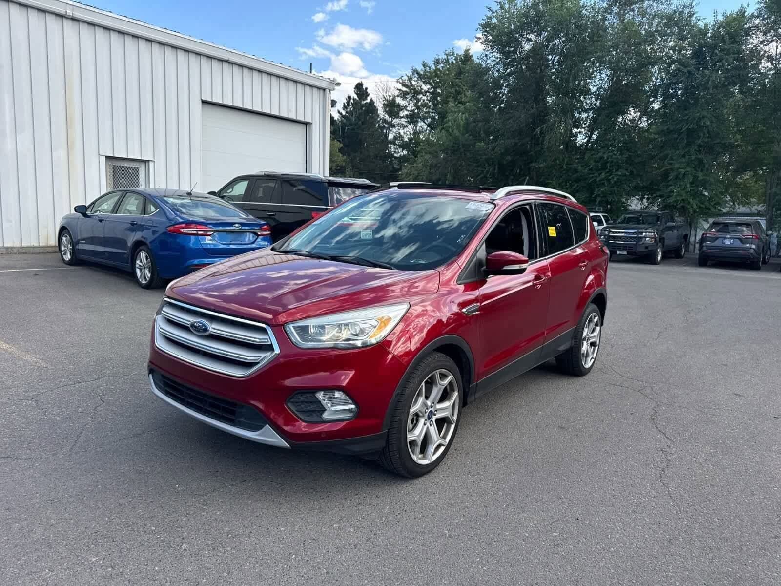 2018 Ford Escape Titanium photo 3