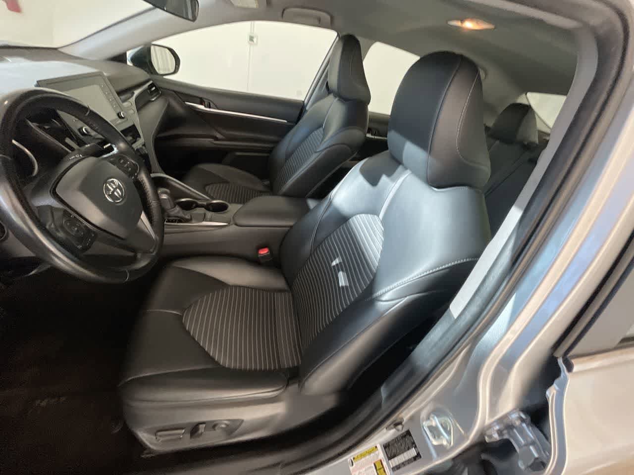 Thumbnail: 2023 Toyota Camry - 11