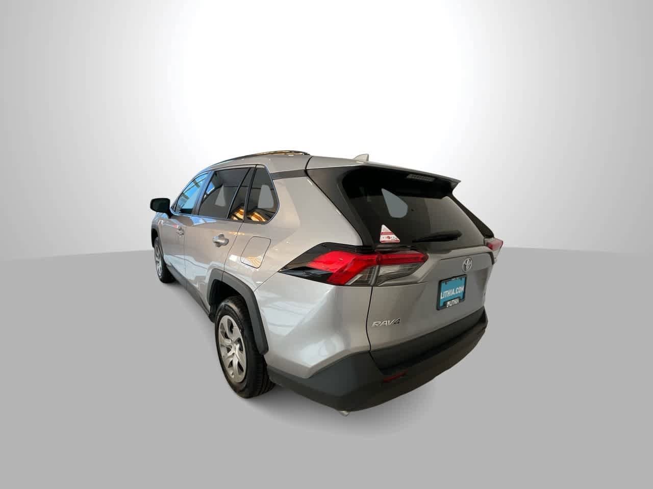 Thumbnail: 2021 Toyota RAV4 - 6