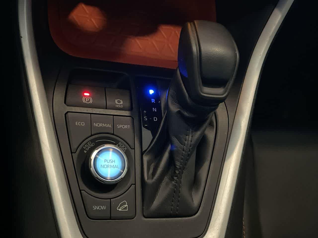 Thumbnail: 2019 Toyota RAV4 - 20