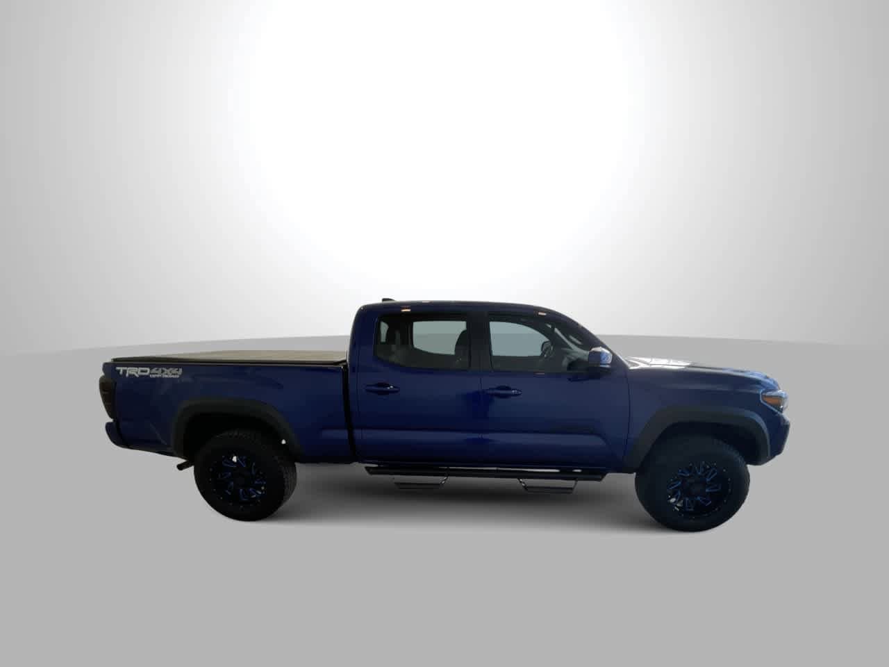 Thumbnail: 2023 Toyota Tacoma - 9