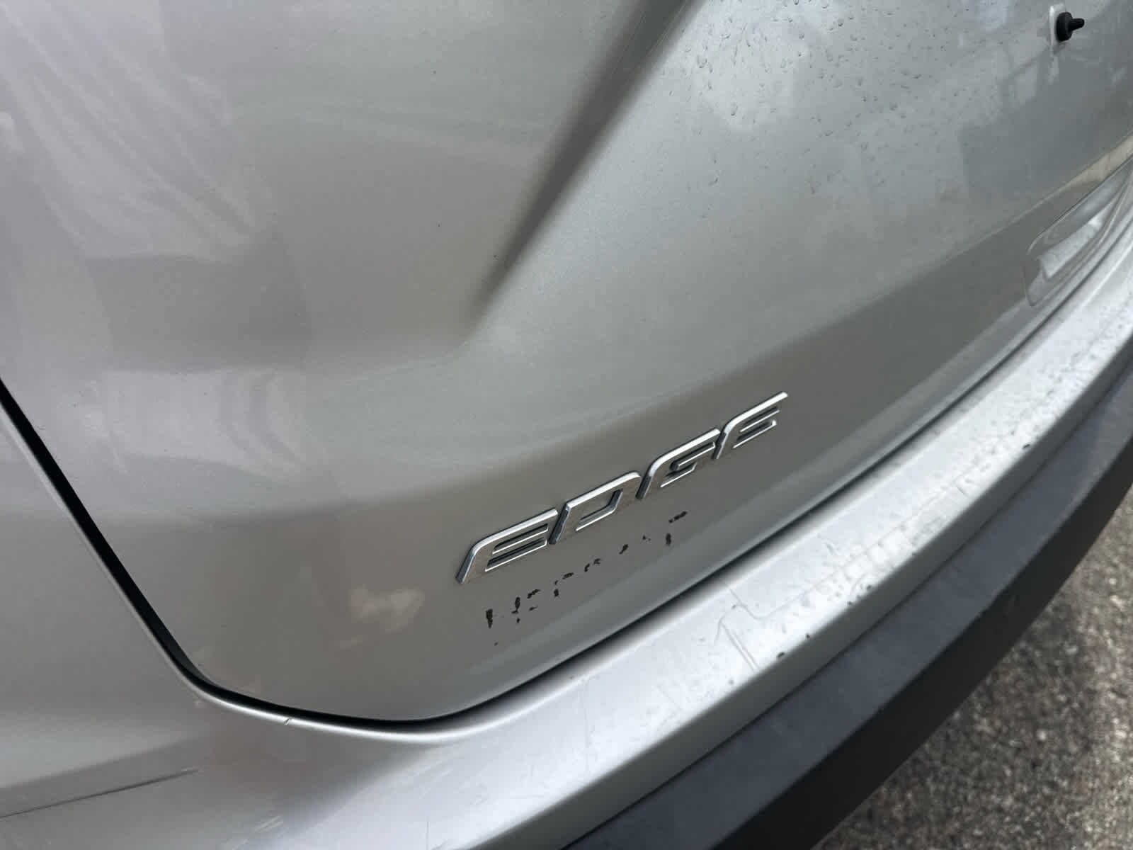 2019 Ford Edge Titanium 26