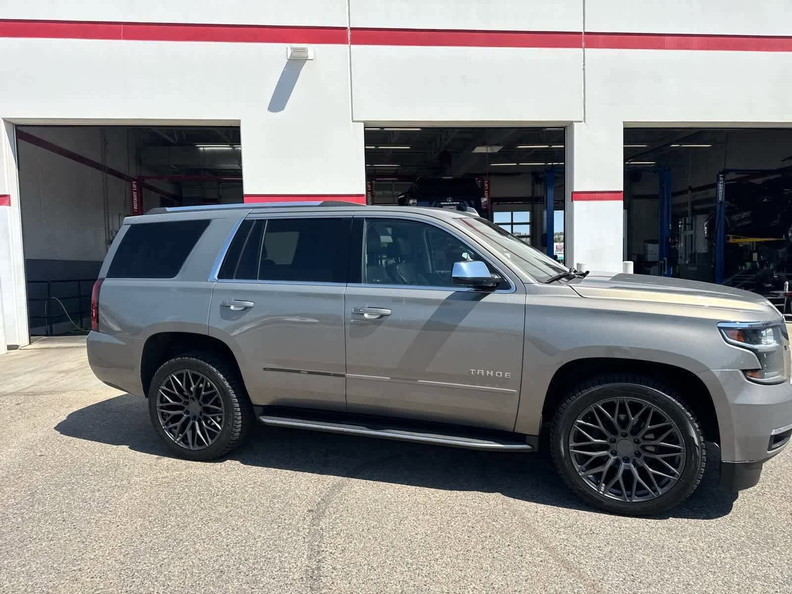 Thumbnail: 2018 Chevrolet Tahoe - 2