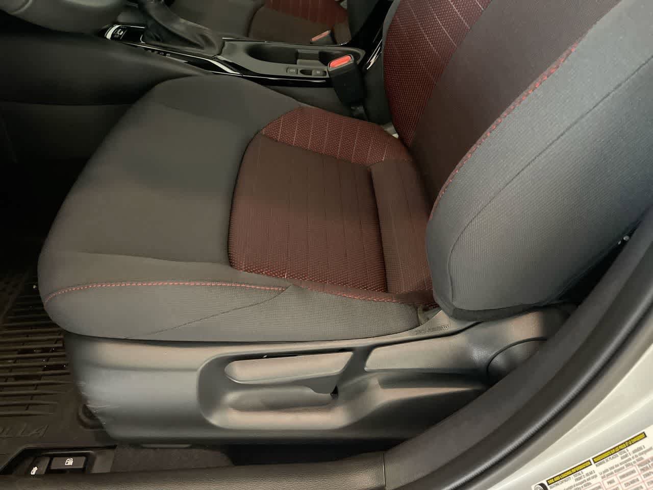 Thumbnail: 2025 Toyota Corolla - 12