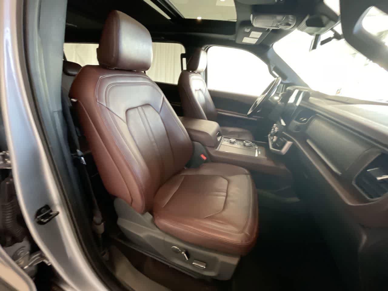 Thumbnail: 2023 Ford Expedition MAX - 26