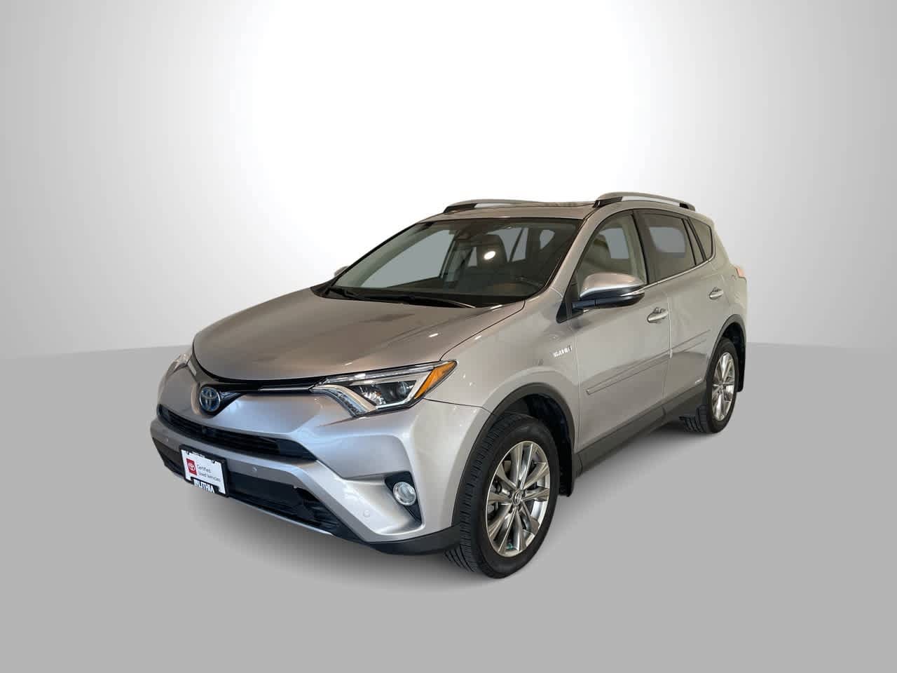 Thumbnail: 2017 Toyota RAV4 - 1