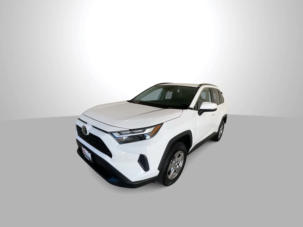 Used 2024 Toyota RAV4 XLE Sport Utility