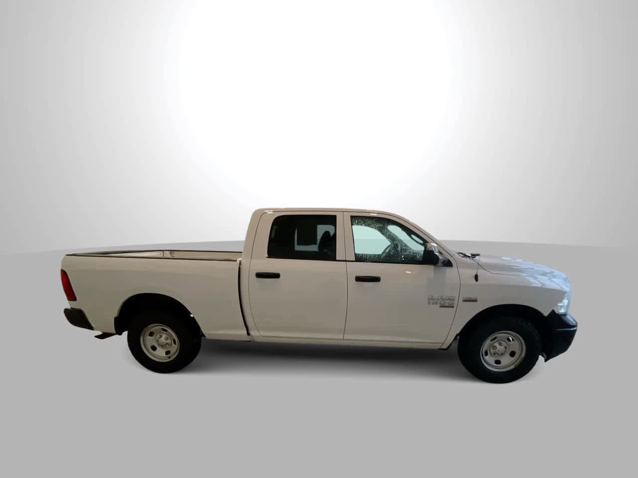 Thumbnail: 2023 RAM 1500 Classic - 9