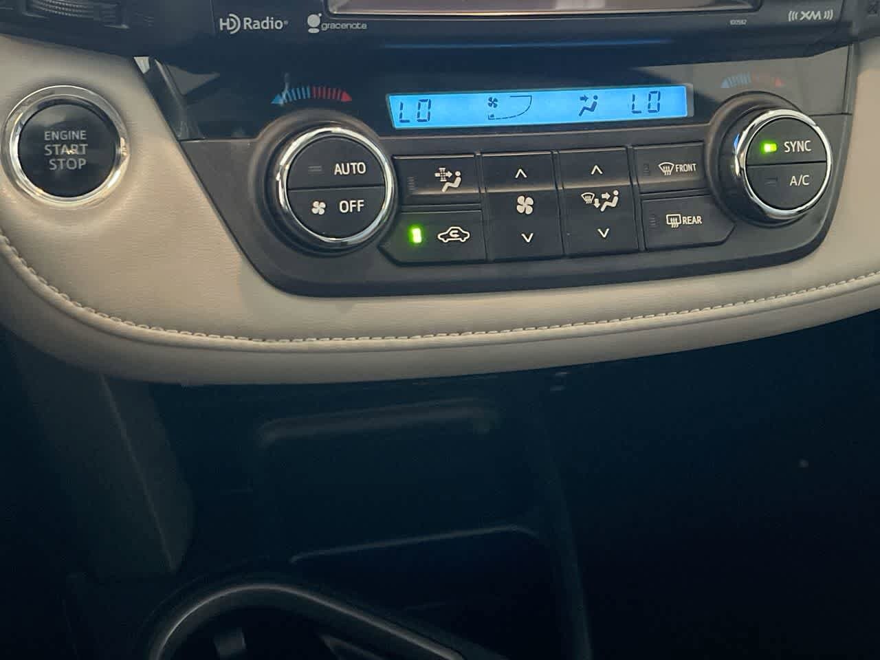 Thumbnail: 2018 Toyota RAV4 - 18