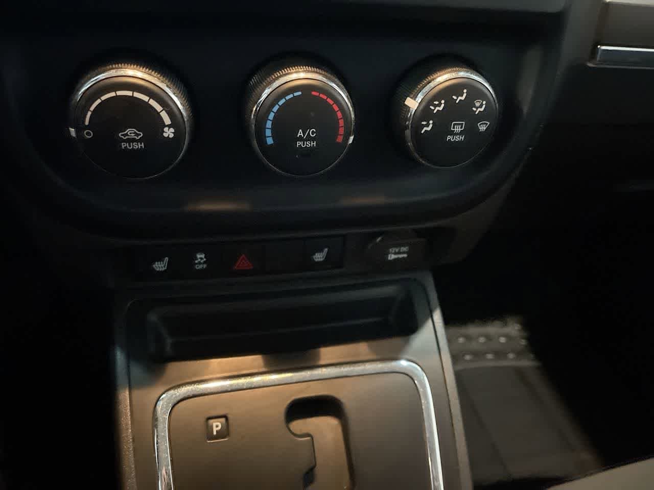 Thumbnail: 2011 Jeep Patriot - 17