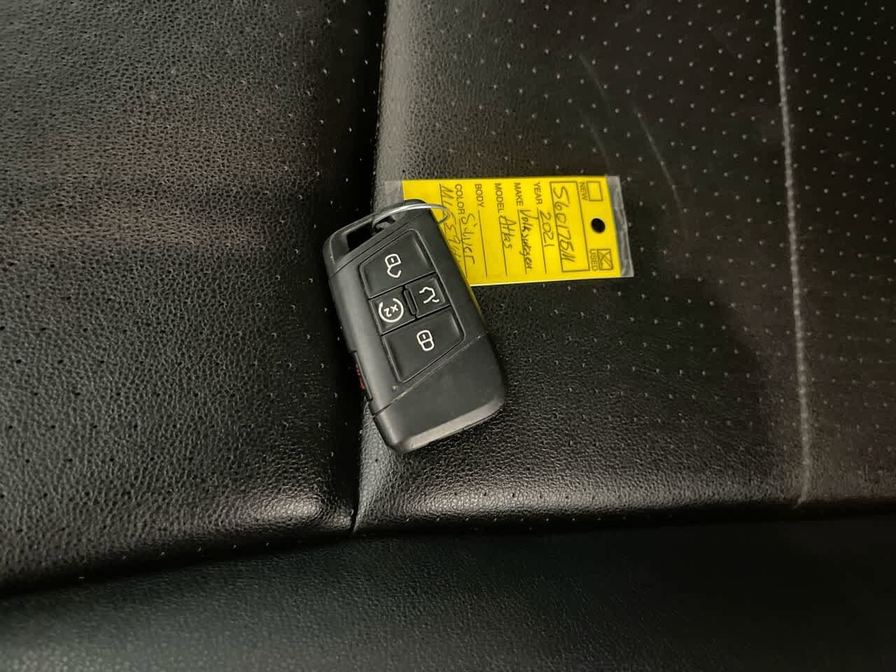 Thumbnail: 2021 Volkswagen Atlas - 27