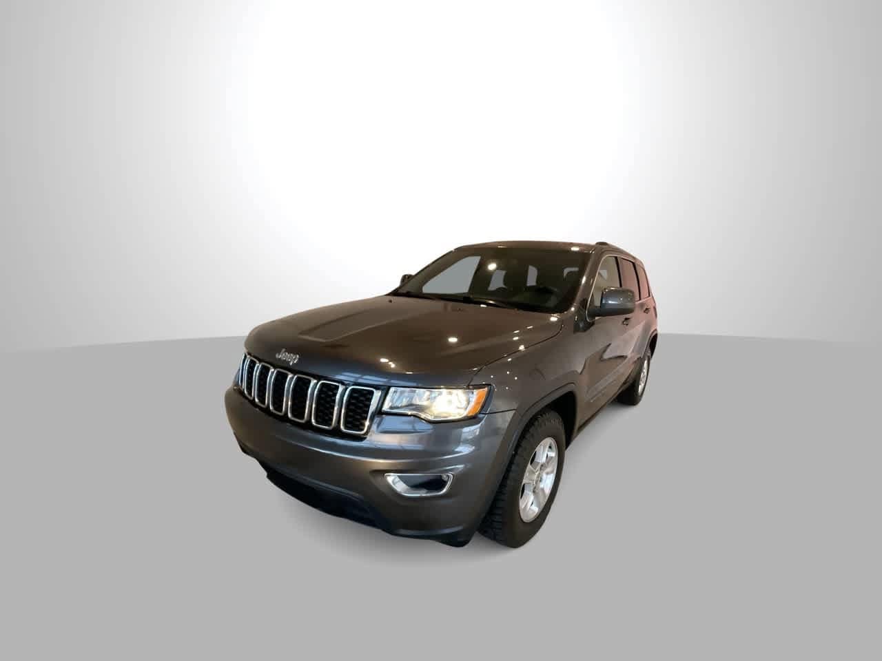 Thumbnail: 2017 Jeep Grand Cherokee - 4
