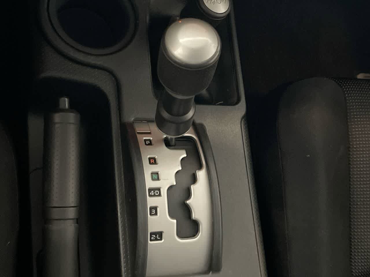 Thumbnail: 2009 Toyota FJ Cruiser - 19