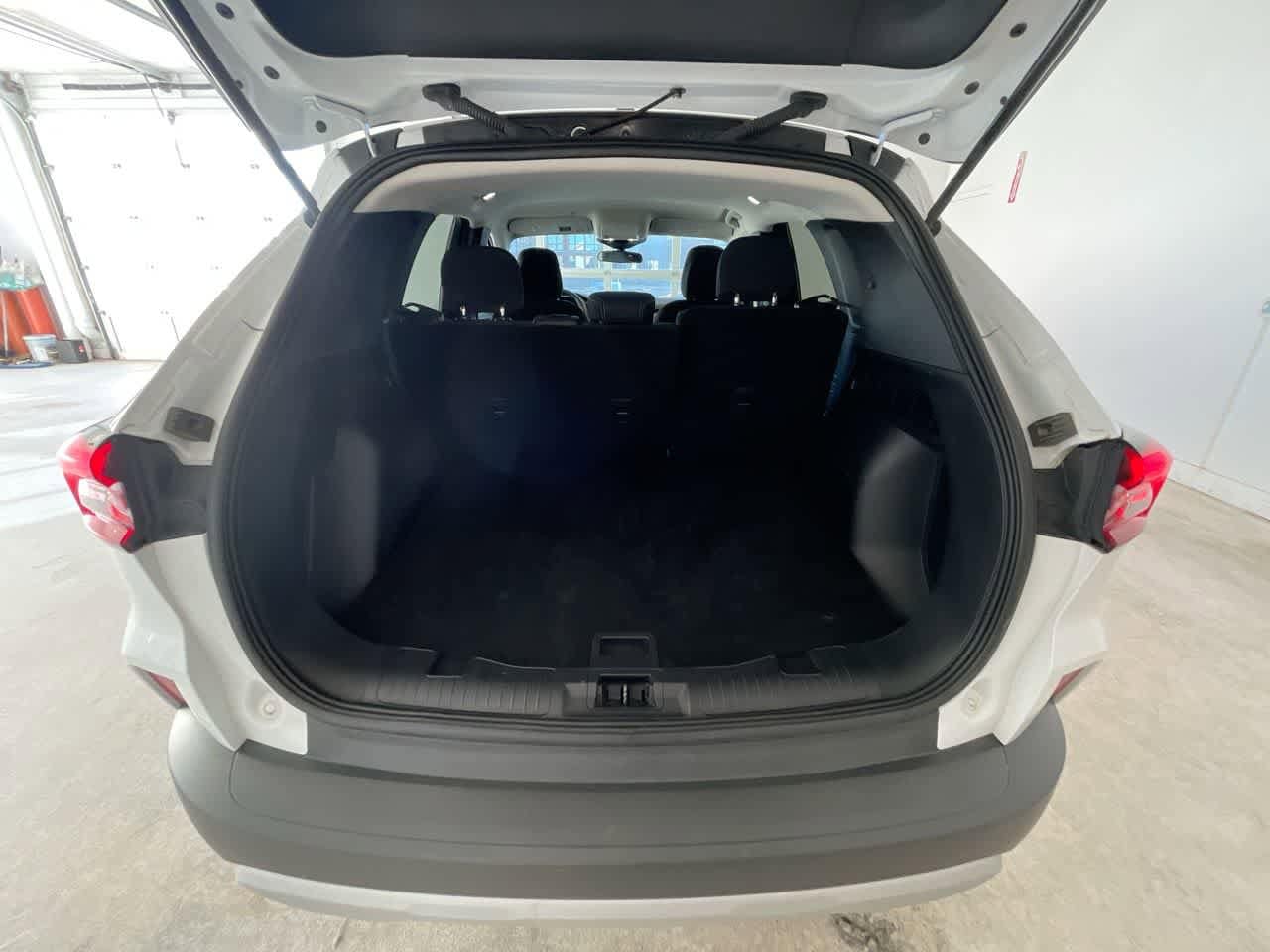 Thumbnail: 2025 Ford Escape - 23