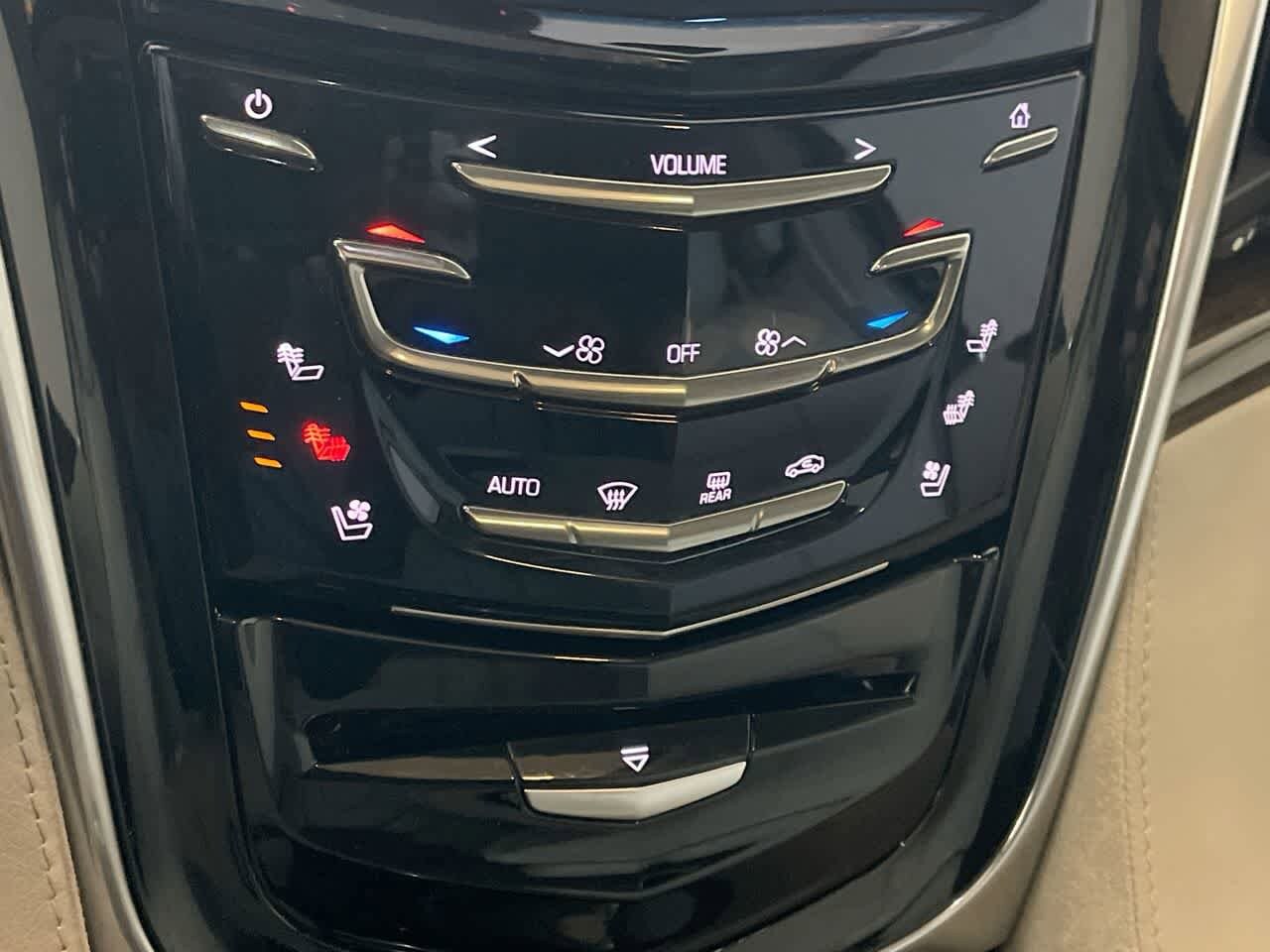 Thumbnail: 2019 Cadillac Escalade - 19